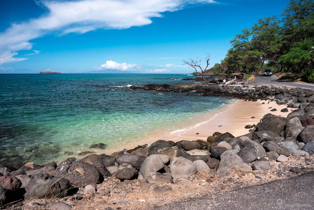 La petite crique sans nom au bord de Makena road.