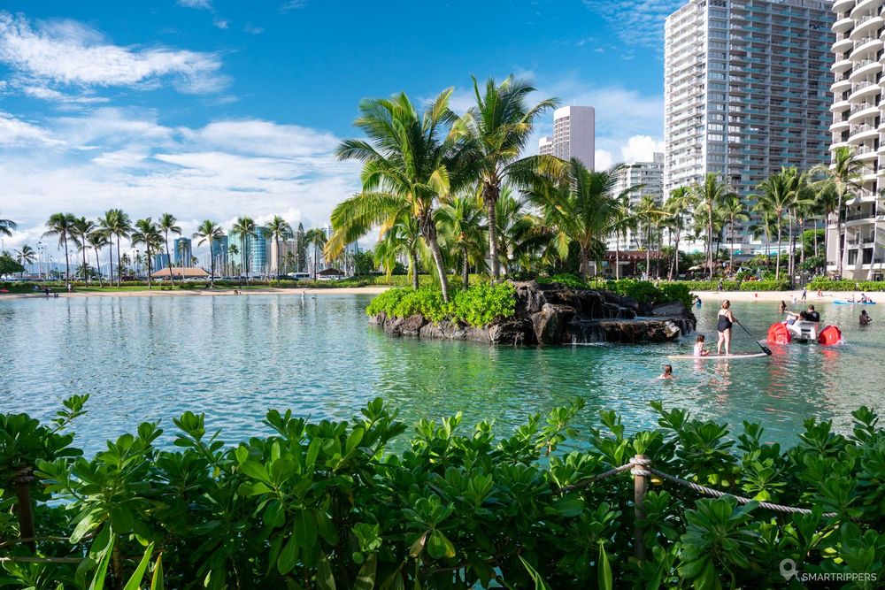 Le Duke Kahanamoku Lagoon est surtout utilisé pour les activités nautiques.