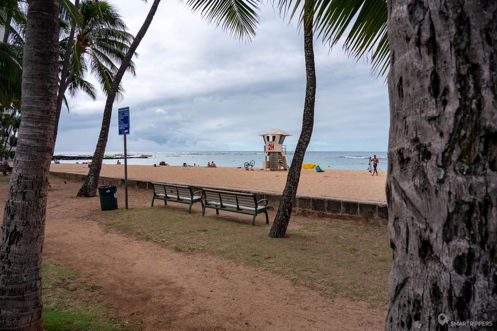 Vue de l'arrière de Kaimana Beach