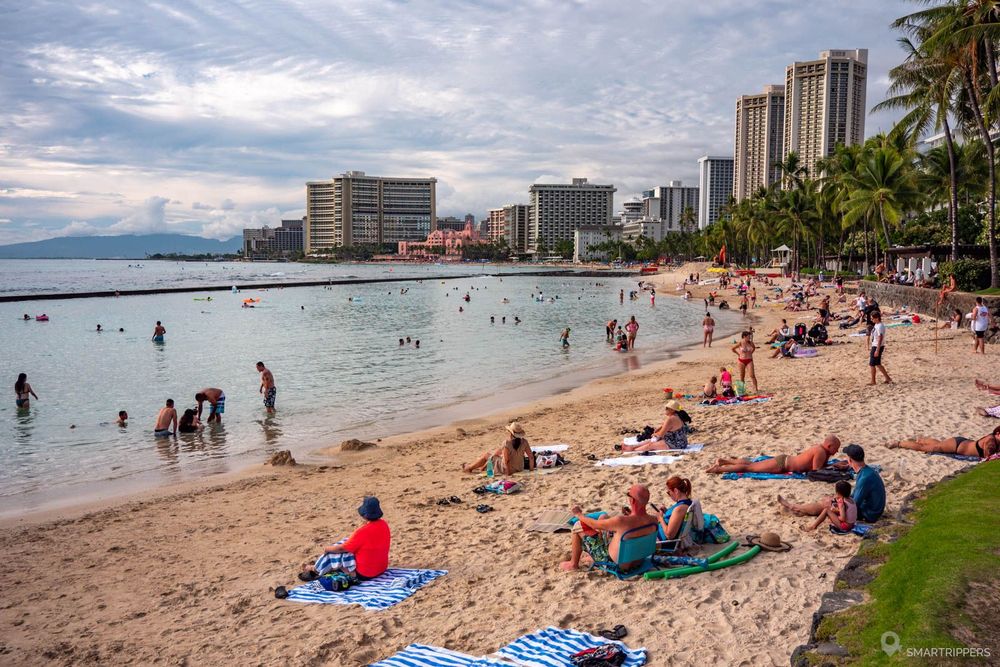 La plage de Kūhiō plus au sud