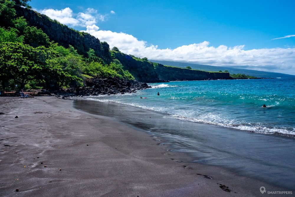 Calme et petites vagues à Ho'okena Beach.