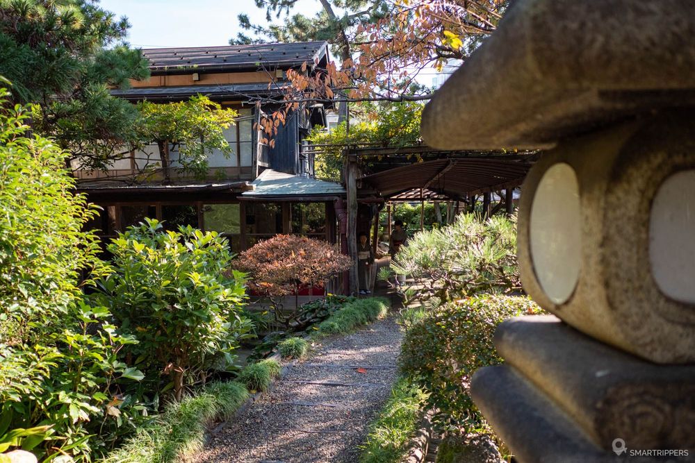 A small piece of the garden adjoining the restaurant.