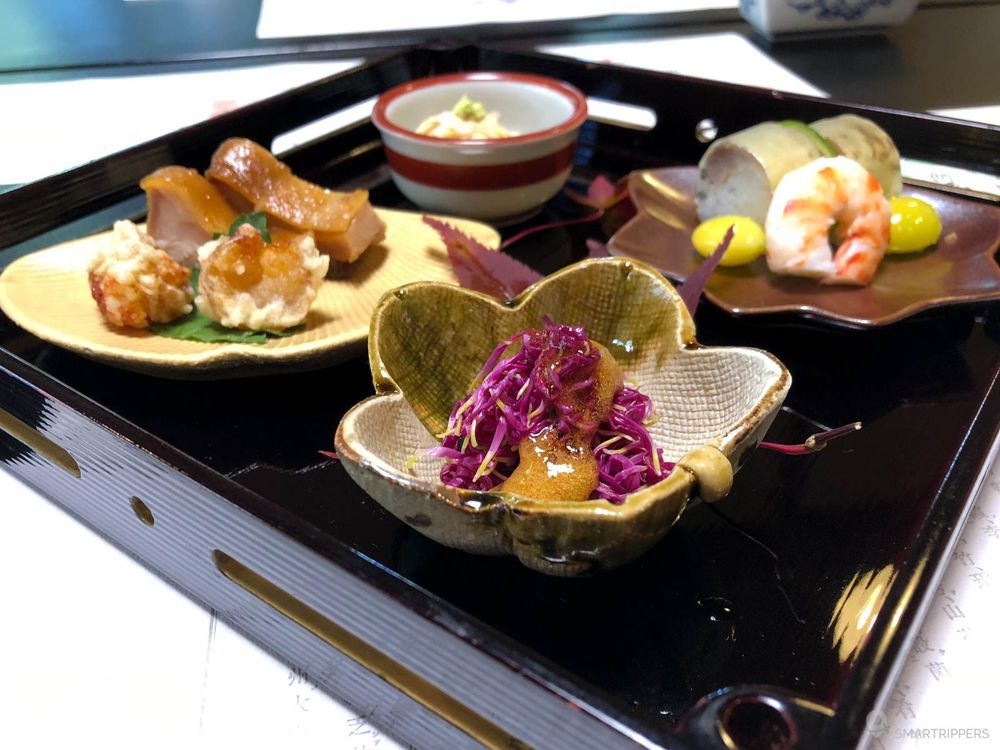 Plateau served as an appetizer.