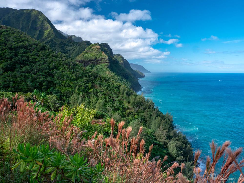 La Nā Pali coast depuis le célèbre Kalalau Trail.