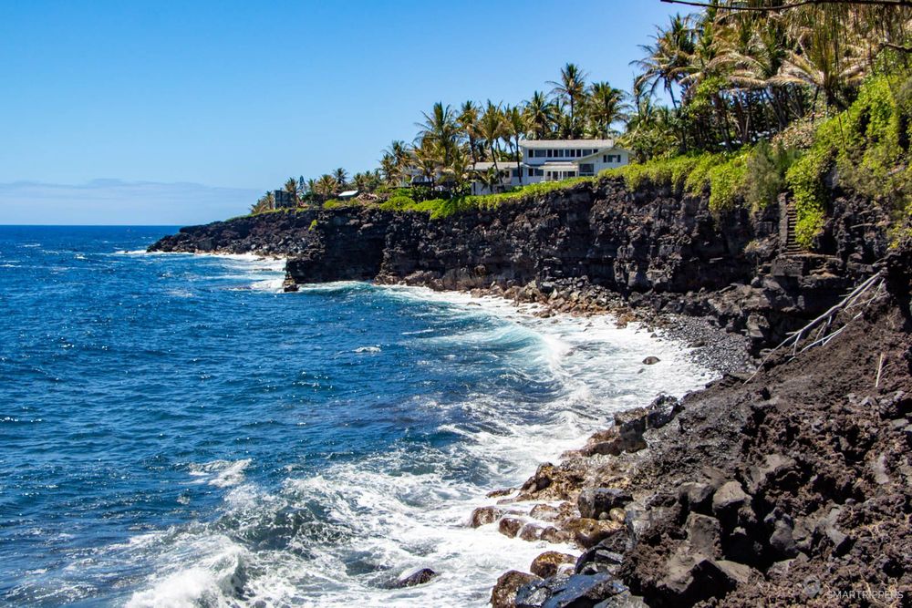 Panorama au sud de Kehena Beach d'où l'on voit l'ancien escalier.