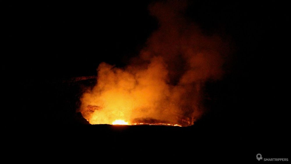 Le lac de lave du Halema'uma'u crater.