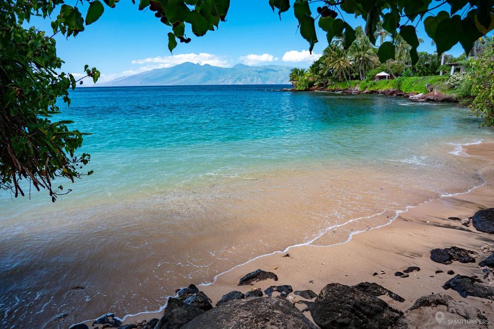 La petite plage de Ka'opala beach, cachée, au calme et peu connue!