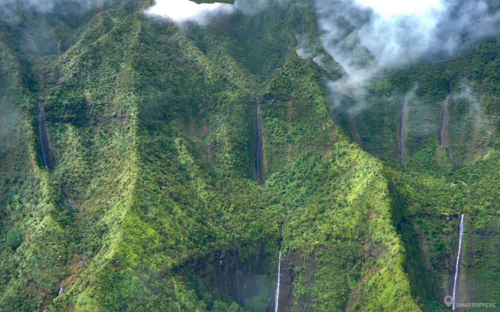helicopter vs plane tour kauai